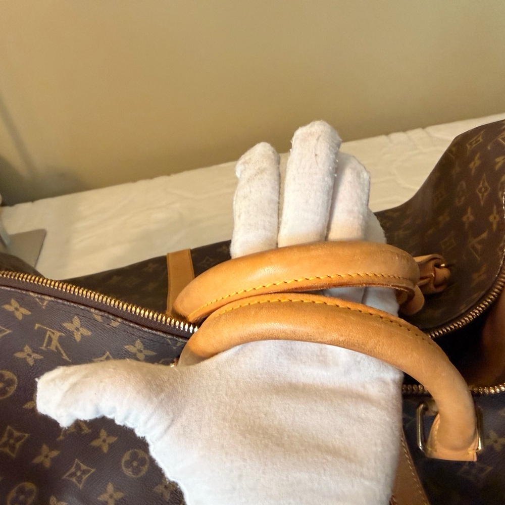 Louis Vuitton Monogram Keepall 50 - Picture 15 of 16